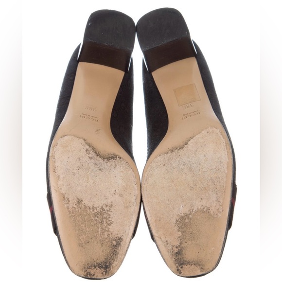 Gucci Web-trimmed GG Supreme Pumps - Picture 5 of 10